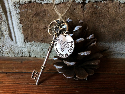 Key Ornament - Round Tag
