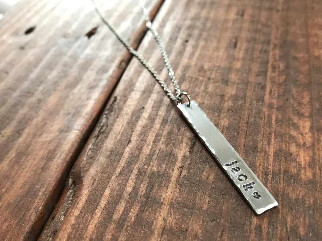Slim Vertical Bar Name Necklace